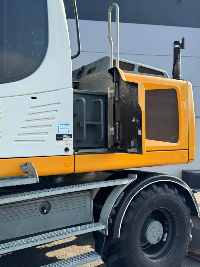 05347FA2 57B7 4059 84C0 8F3AFABB4190